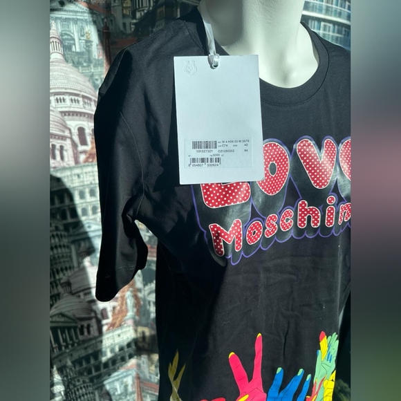 Moschino t-shirt. - Picture 3 of 5